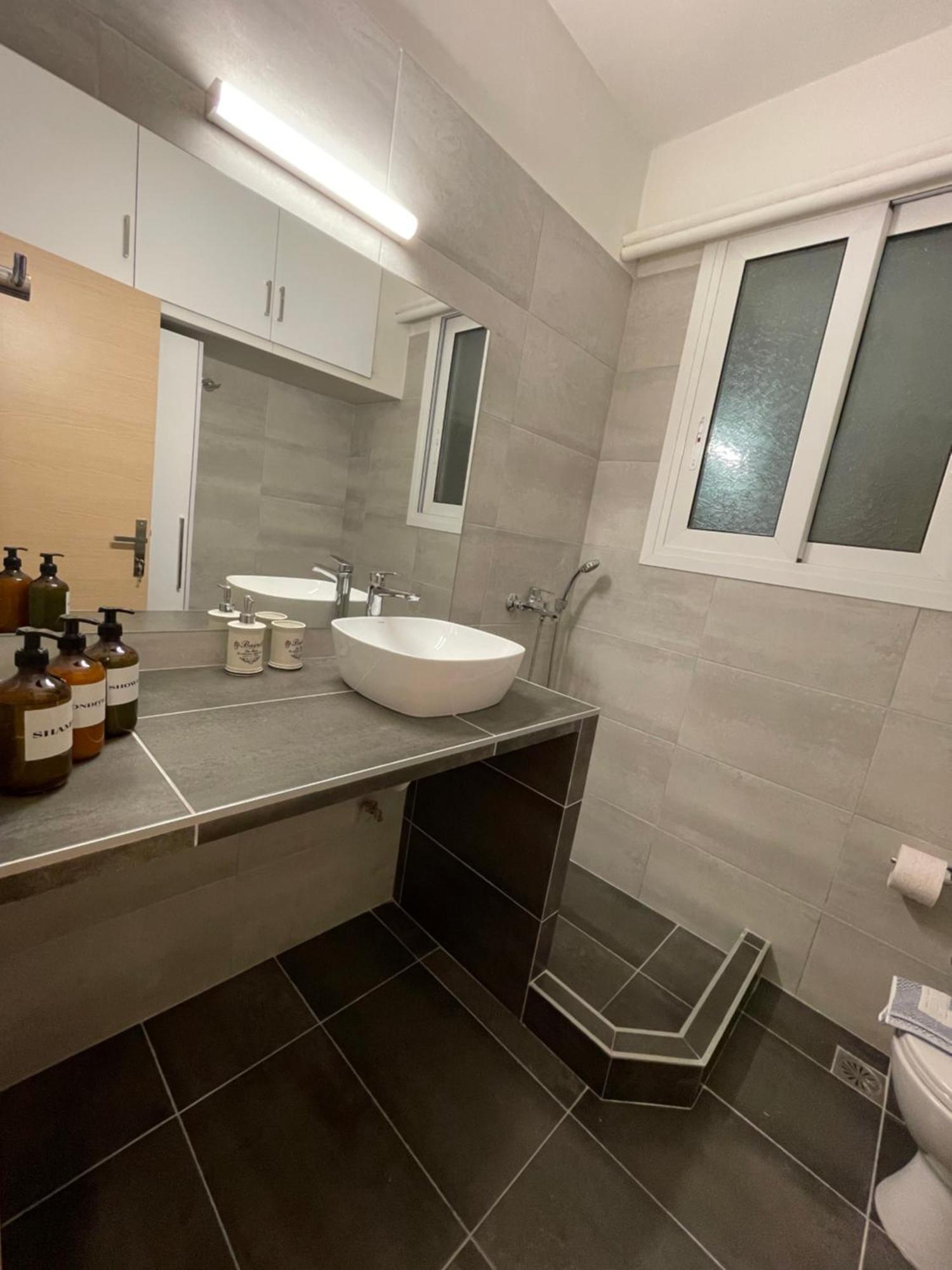 Cute Studio Near Acropolis เอเธนส์ ภายนอก รูปภาพ